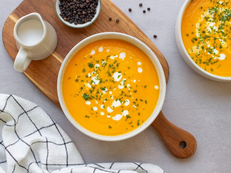Soupe de carottes, gingembre et lait de coco